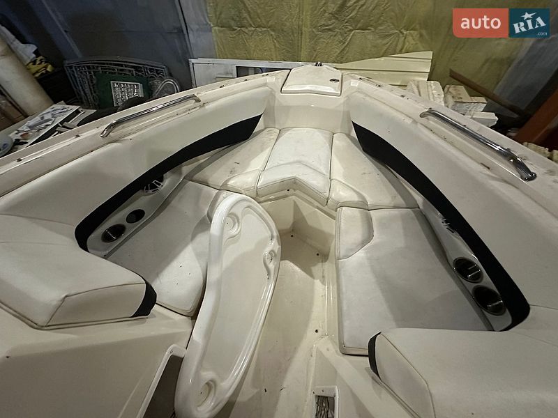 Катер Larson LXi 2008 в Кременчуці