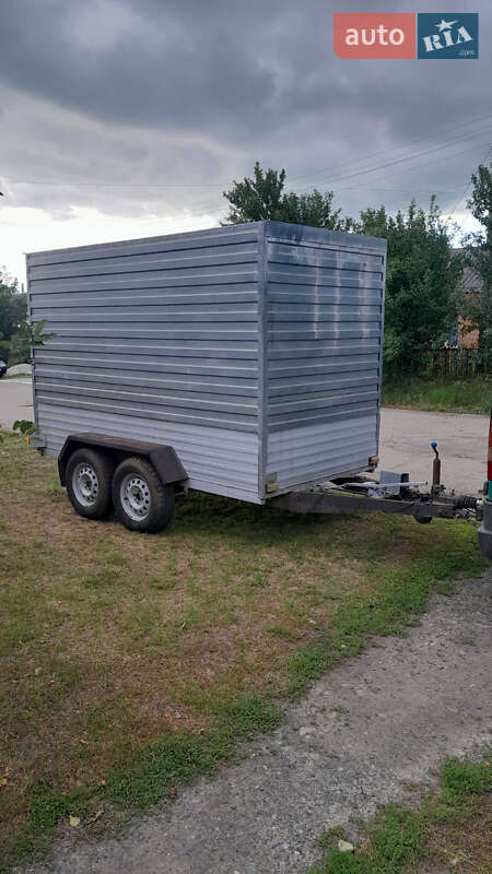 Ізотермічна будка ЛАСЗ 8175 2009 в Диканьці