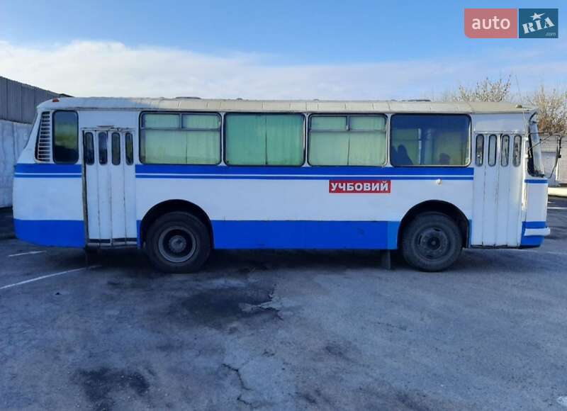 Міський автобус ЛАЗ 695 1984 в Білій Церкві фото 4 Міський автобус ЛАЗ 695 1984 в Білій Церкві
