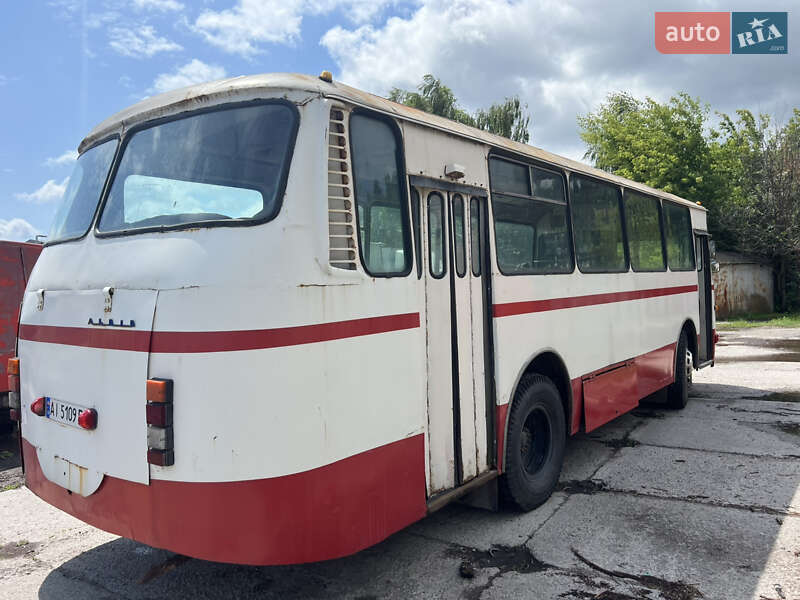 Міський автобус ЛАЗ 695 1993 в Києві фото 7 Міський автобус ЛАЗ 695 1993 в Києві