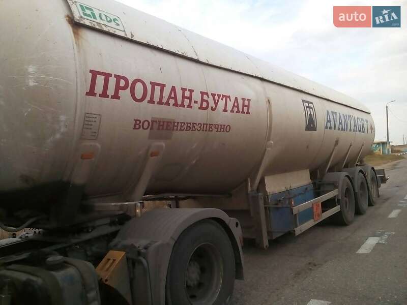 Газовоз LDS NG 2002 в Києві
