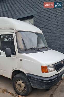 Вантажний фургон LDV Convoy 2005 в Києві