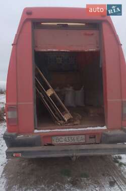 Грузовой фургон LDV Convoy 2004 в Горохове