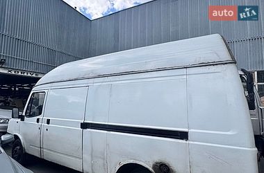 Вантажний фургон LDV Convoy 2003 в Києві