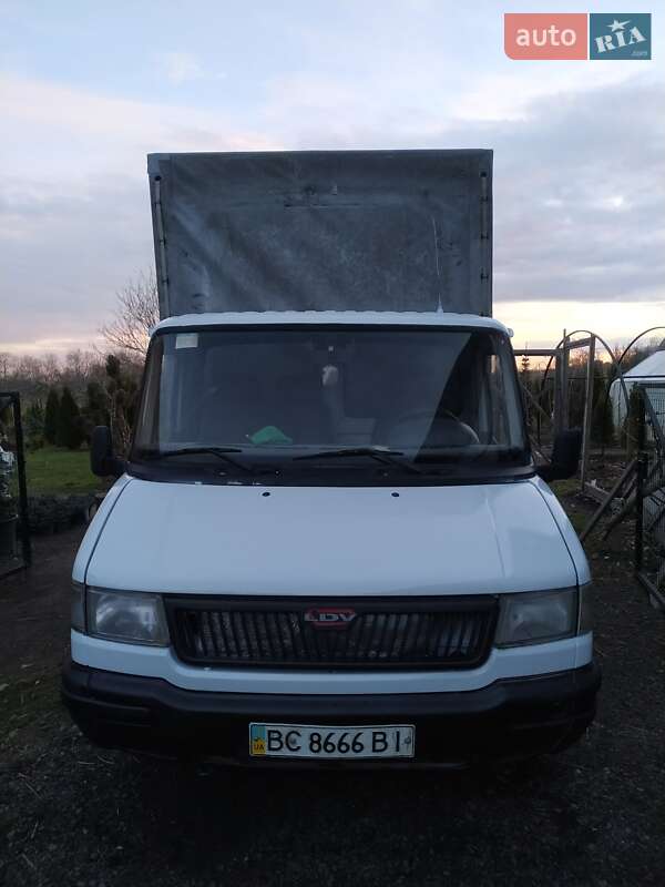 Седан LDV Maxus 2003 в Львові