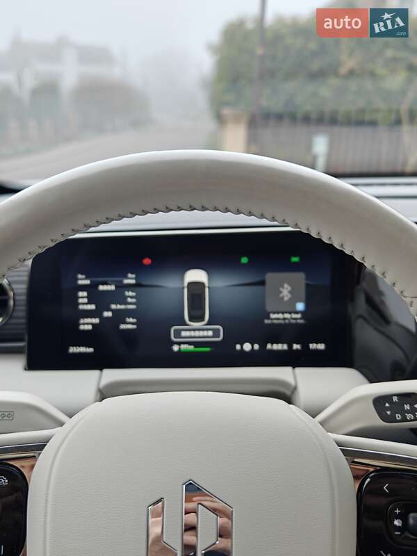 Внедорожник / Кроссовер Leapmotor С11 2023 в Черновцах