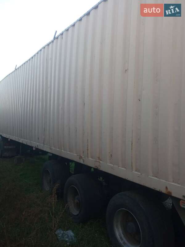 Зерновоз - полуприцеп LeciTrailer 34 2005 в Могилев-Подольске