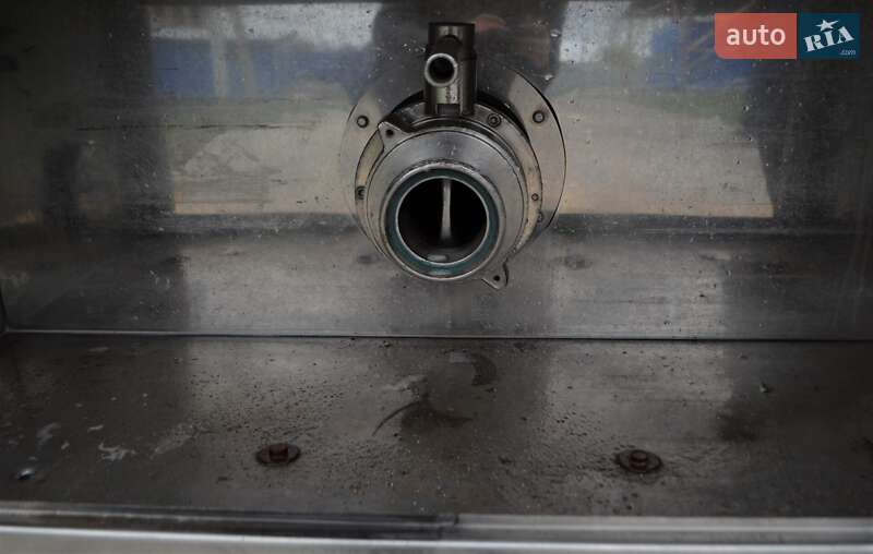 Цистерна полуприцеп LeciTrailer 3Е20 2011 в Львове