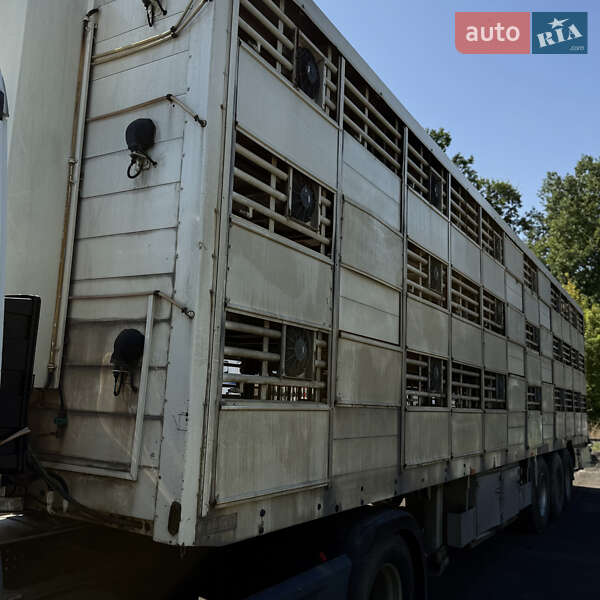 Для перевозки животных - полуприцеп LeciTrailer SR 2005 в Шептицькому