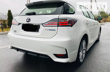 Хэтчбек Lexus CT 2014 в Киеве