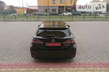 Хетчбек Lexus CT 2012 в 