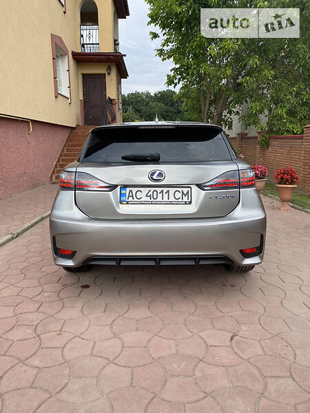 Хетчбек Lexus CT 2016 в Луцьку фото 8 Хетчбек Lexus CT 2016 в Луцьку