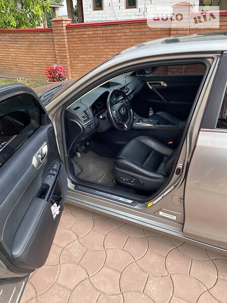 Хетчбек Lexus CT 2016 в Луцьку фото 39 Хетчбек Lexus CT 2016 в Луцьку