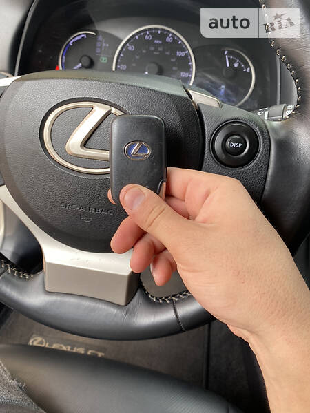 Хетчбек Lexus CT 2016 в Луцьку фото 44 Хетчбек Lexus CT 2016 в Луцьку