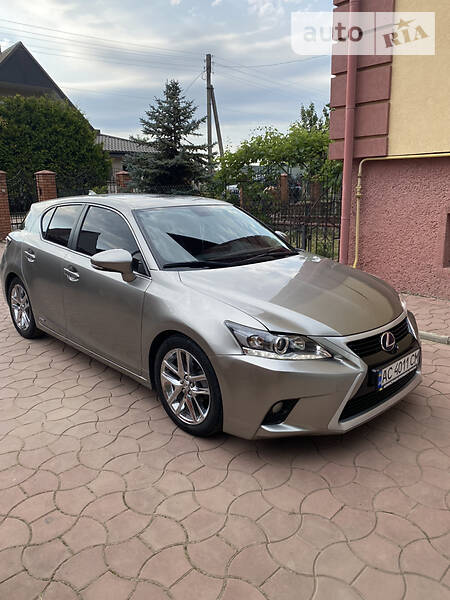 Хетчбек Lexus CT 2016 в Луцьку фото 11 Хетчбек Lexus CT 2016 в Луцьку
