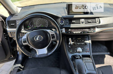 Хэтчбек Lexus CT 2012 в Измаиле