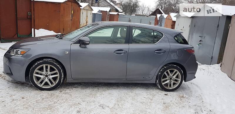 Хэтчбек Lexus CT 2014 в Полтаве