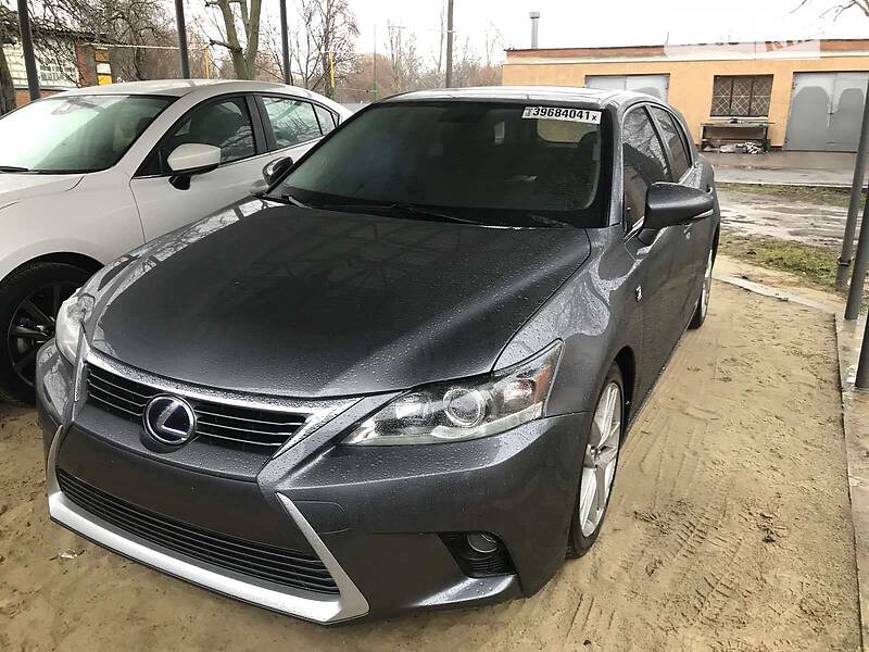 Хэтчбек Lexus CT 2014 в Полтаве