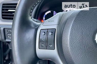 Хэтчбек Lexus CT 2012 в 