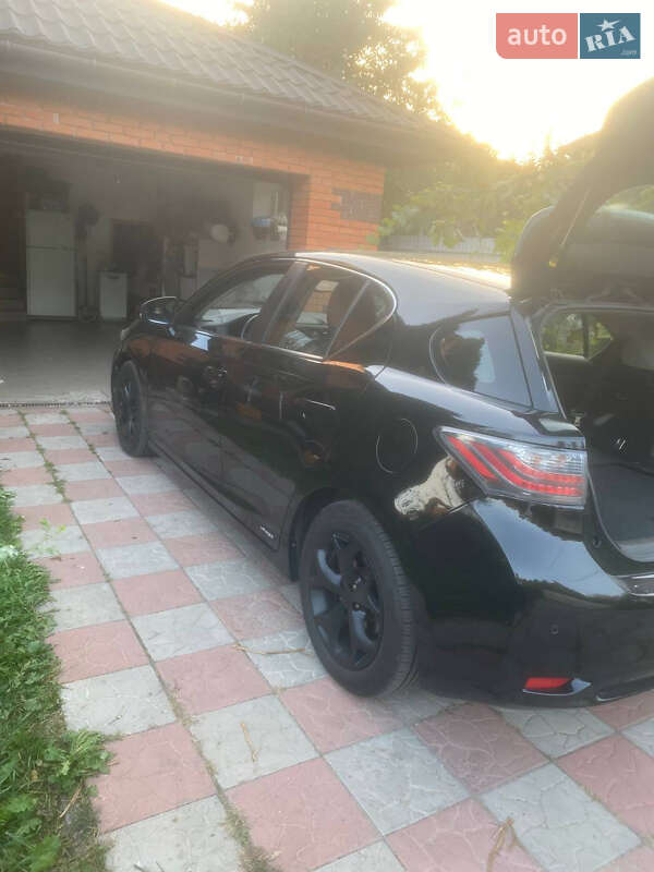 Хетчбек Lexus CT 2011 в Києві