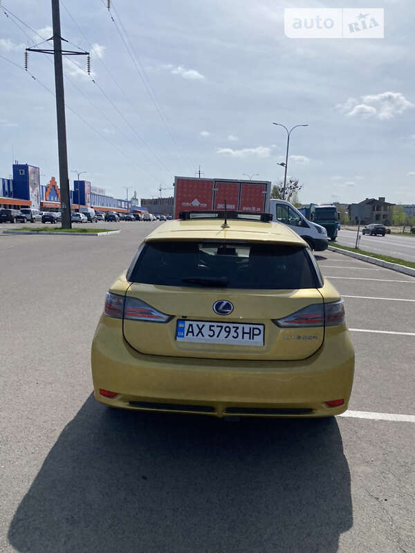 Хетчбек Lexus CT 2011 в Луцьку