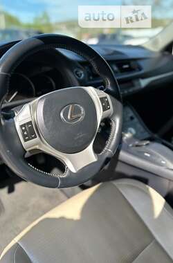 Хэтчбек Lexus CT 2011 в Черновцах