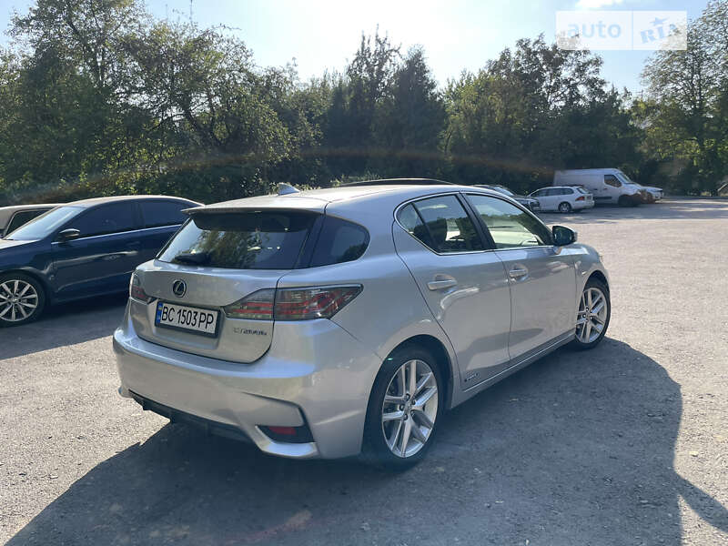 Хэтчбек Lexus CT 2014 в Львове фото 13 Хэтчбек Lexus CT 2014 в Львове
