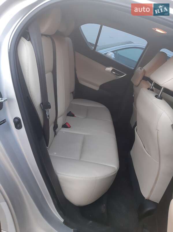 Хетчбек Lexus CT 2012 в Харкові фото 6 Хетчбек Lexus CT 2012 в Харкові