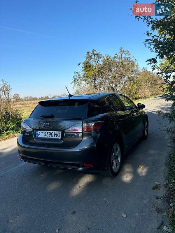 Хетчбек Lexus CT 2011 в Ужгороді фото 4 Хетчбек Lexus CT 2011 в Ужгороді