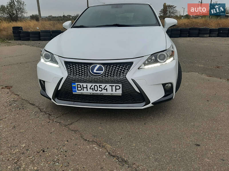 Хэтчбек Lexus CT 2015 в Одессе
