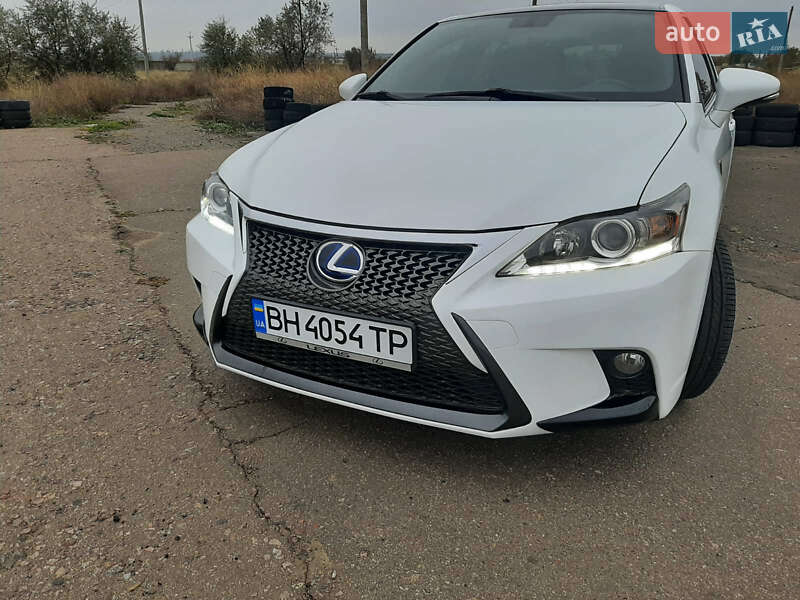 Хэтчбек Lexus CT 2015 в Одессе