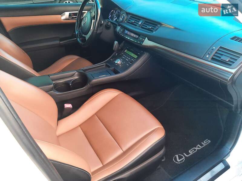 Хэтчбек Lexus CT 2015 в Одессе