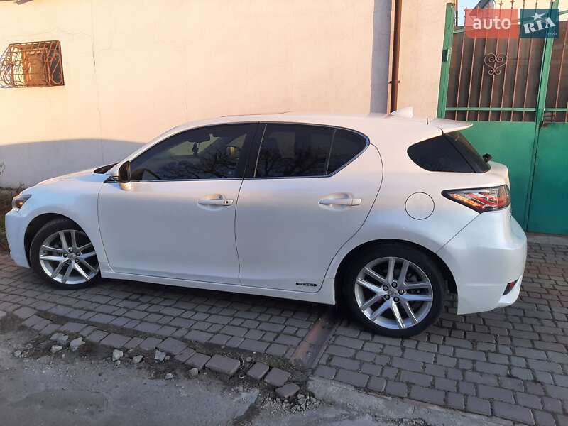 Хэтчбек Lexus CT 2015 в Одессе