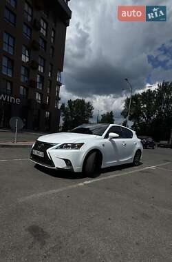 Хетчбек Lexus CT 2015 в Дніпрі