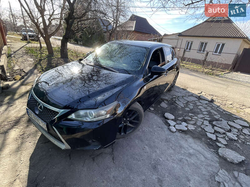 Хэтчбек Lexus CT 2015 в Кривом Роге фото 11 Хэтчбек Lexus CT 2015 в Кривом Роге