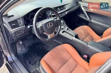 Хэтчбек Lexus CT 2014 в 