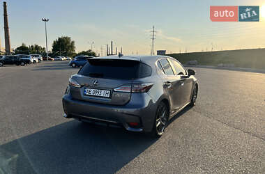 Хэтчбек Lexus CT 2014 в 