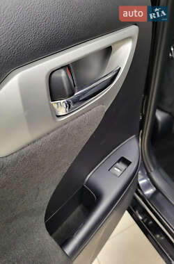 Хетчбек Lexus CT 2012 в 