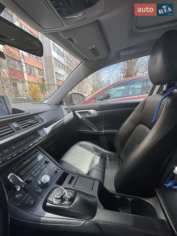 Хэтчбек Lexus CT 2012 в Одессе