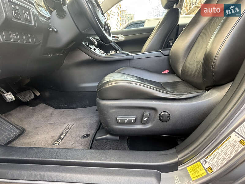 Хэтчбек Lexus CT 2012 в Одессе