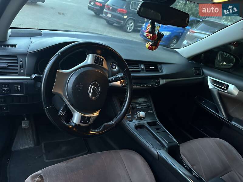 Хетчбек Lexus CT 2011 в Софіївській Борщагівці