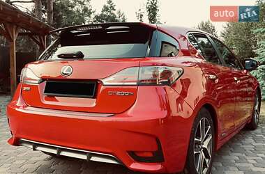 Хэтчбек Lexus CT 2014 в 