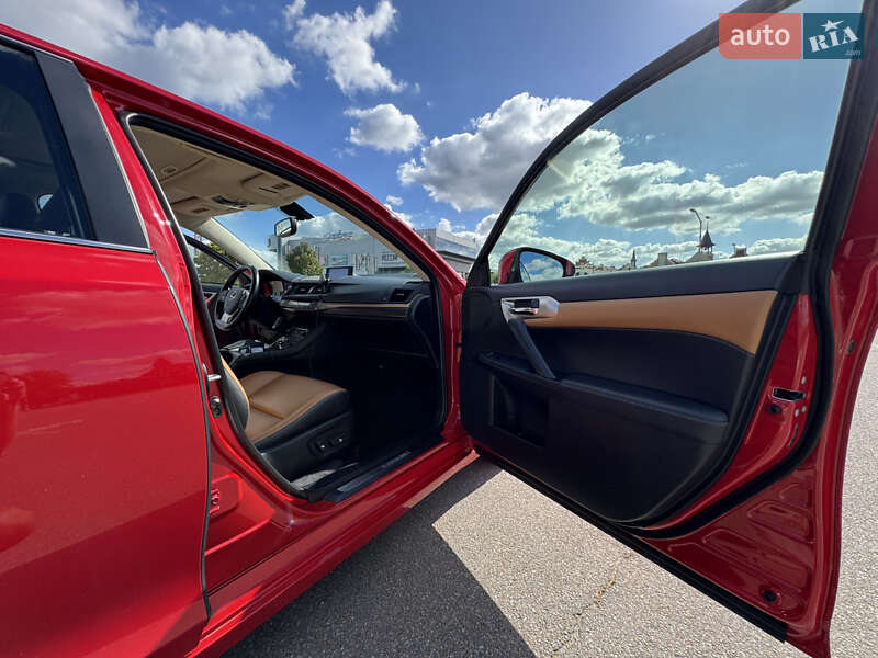 Хетчбек Lexus CT 2015 в Києві