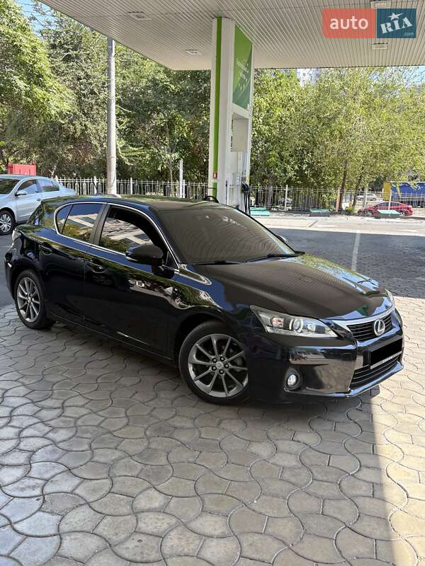 Lexus CT 2011