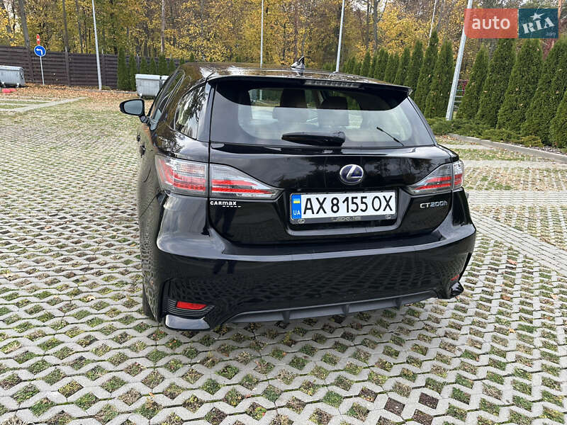 Хэтчбек Lexus CT 2014 в Харькове