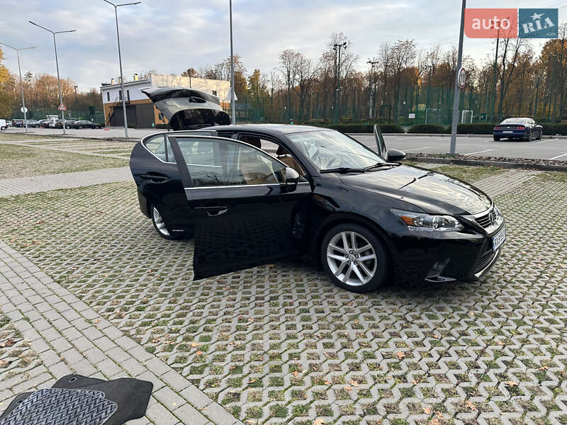 Хэтчбек Lexus CT 2014 в Харькове