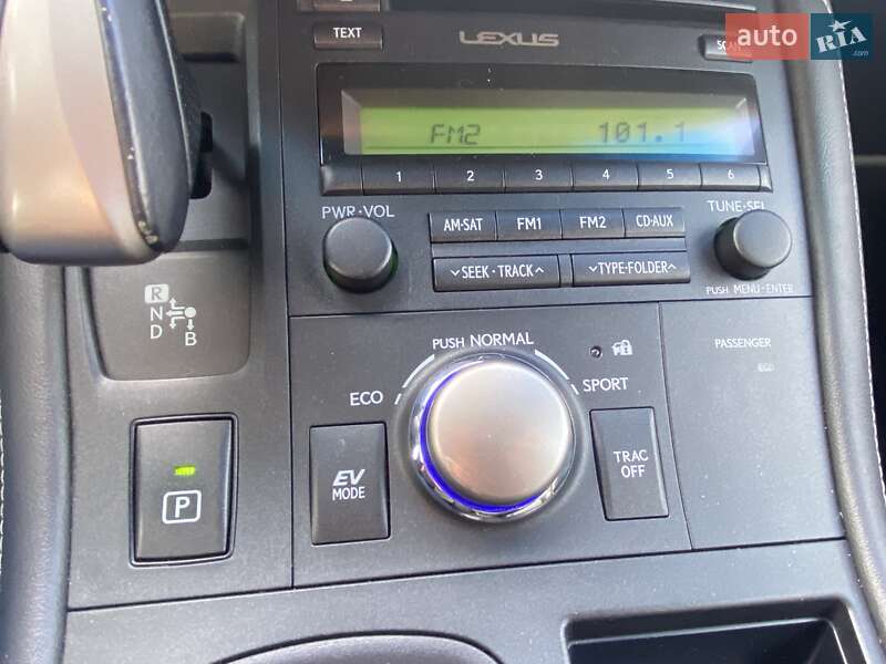 Хэтчбек Lexus CT 2015 в Киеве