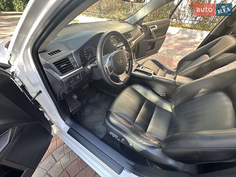 Хэтчбек Lexus CT 2013 в Одессе фото 20 Хэтчбек Lexus CT 2013 в Одессе