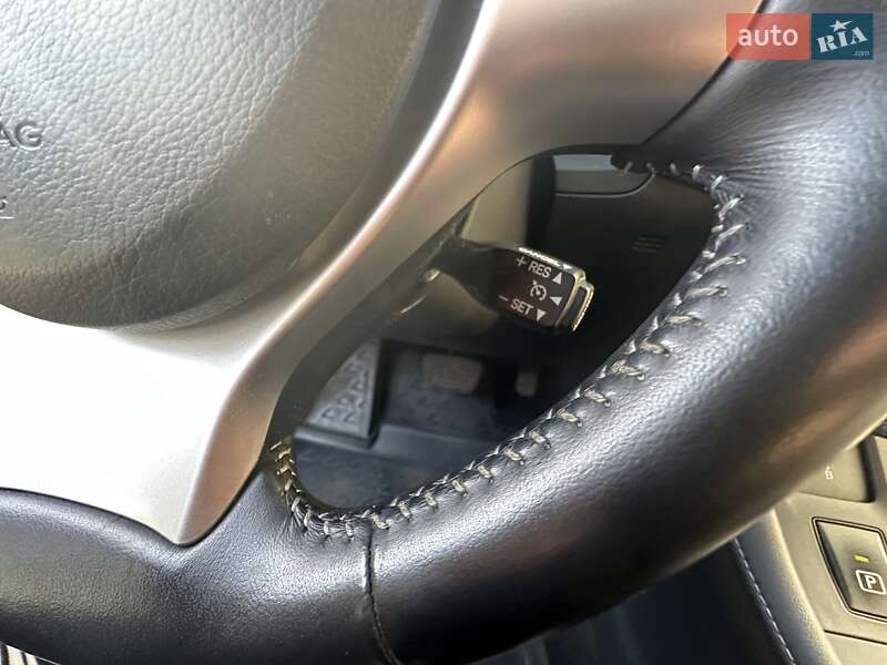 Хэтчбек Lexus CT 2013 в Одессе фото 33 Хэтчбек Lexus CT 2013 в Одессе