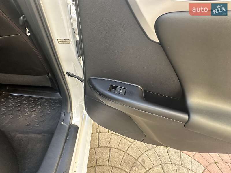 Хэтчбек Lexus CT 2013 в Одессе фото 42 Хэтчбек Lexus CT 2013 в Одессе